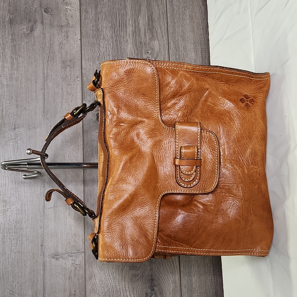 Patricia Nash Flap Front Shoulder Bag Padded Pocket for ipad or tablet